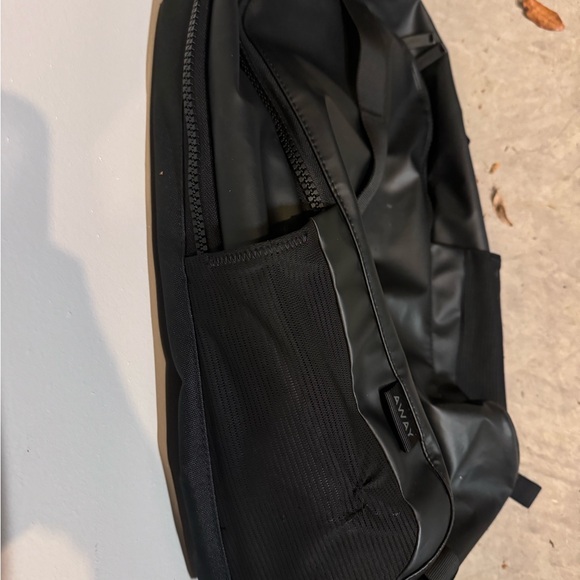 Away Outdoor Backpack 26L - Picture 3 of 5